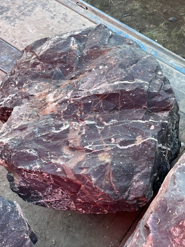 Камни для ландшафтного дизайна красно-фиолетовые 10-60 килограмм купить в Республике Дагестан