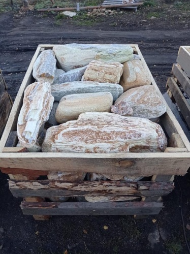 Златолит жёлтый, жёлто-зелёный глыбки и валуны для ланшафтного дизайна купить в Республике Дагестан