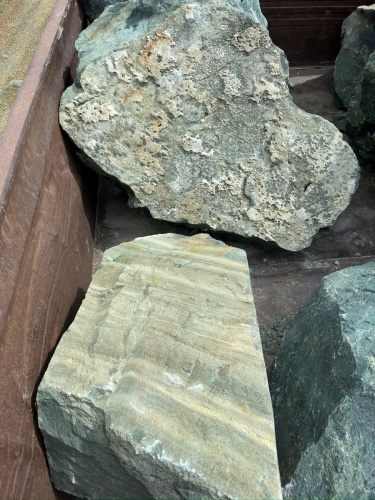 Ландшафтные глыбы зелёные 200-500 килограмм купить в Республике Дагестан