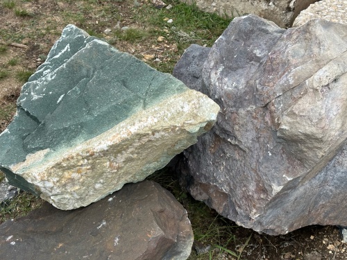 Камни для ландшафтного дизайна зелёные 10-60 килограмм купить в Республике Дагестан