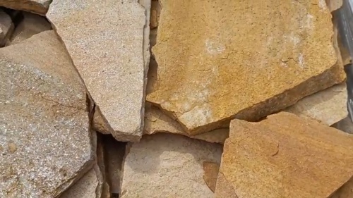 Плитняк златолит жёлтый для цоколя купить в Республике Дагестан