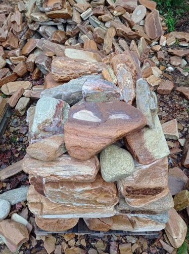 Златолит жёлтый, жёлто-зелёный глыбки и валуны для ланшафтного дизайна купить в Республике Дагестан