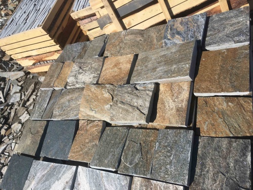 Плитка пилёная златолит Уральский для цоколя, отмостки купить в Республике Дагестан