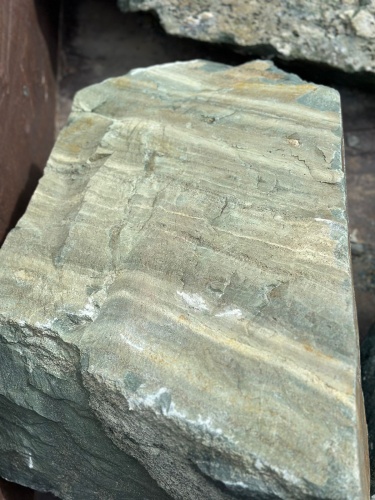 Ландшафтные глыбы зелёные 200-500 килограмм купить в Республике Дагестан