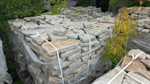 Гранитный плитняк галтованный для парковки купить в Республике Дагестан