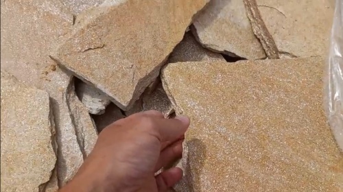 Плитняк златолит жёлтый золотистый для фасада 1,5-3см купить в Республике Дагестан